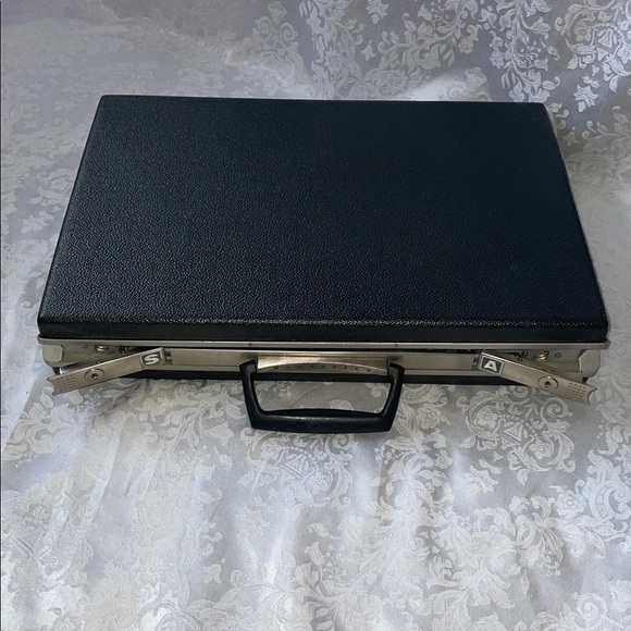 Vintage SAMSONITE Hard Shell Black Textured Briefcase - Picture 2 of 9